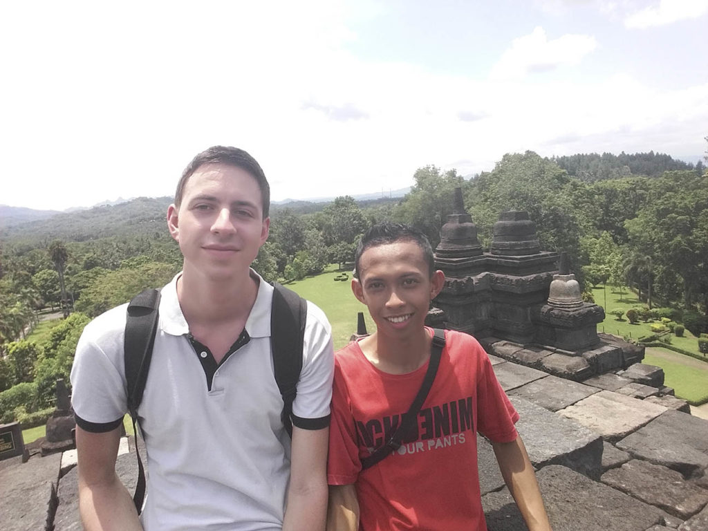 Couchsurfing Indonesien