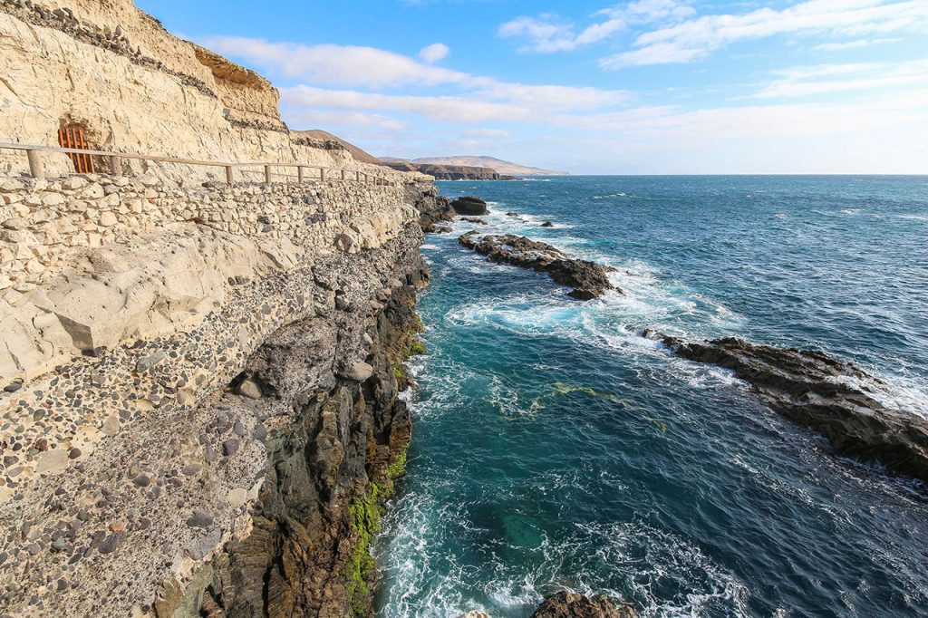 Fuerteventura Caleta Negra Kalkfelsen Landschaft am Meer