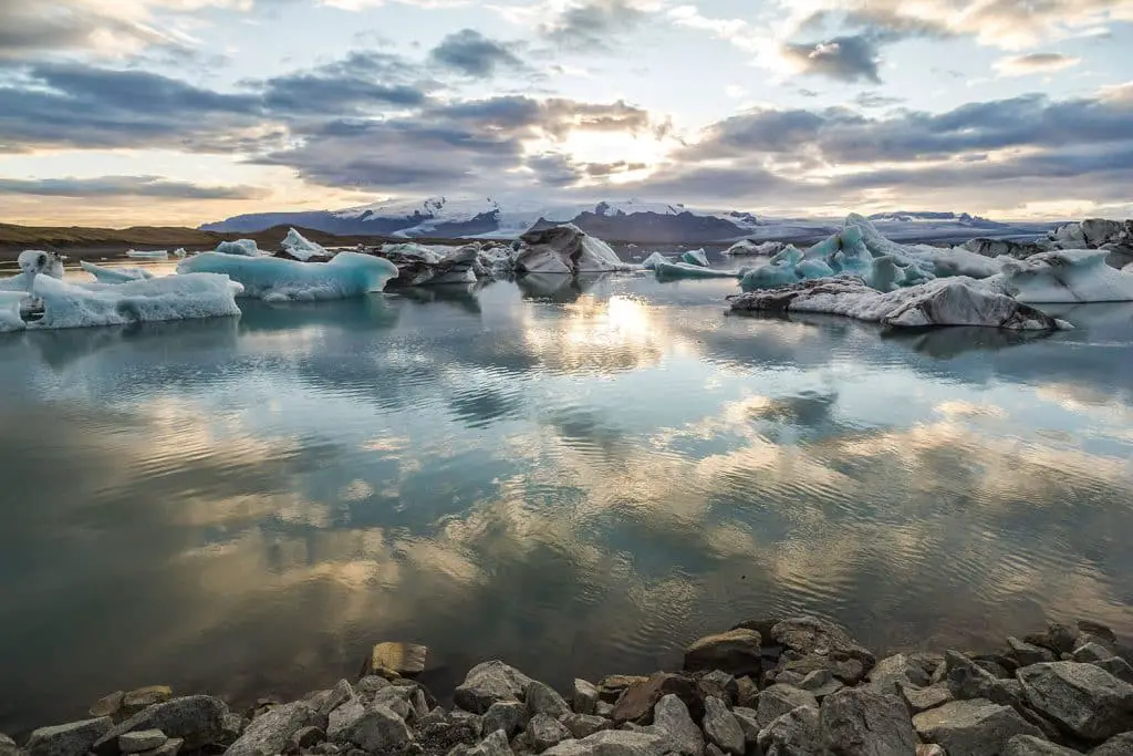 Gletscherlagune Jökulsárlón bei Sonnenuntergang