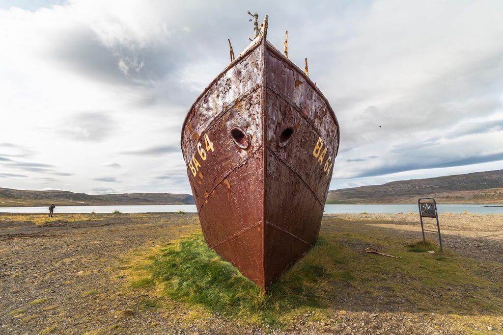 Garðar BA 64 - Island Schiffswrack