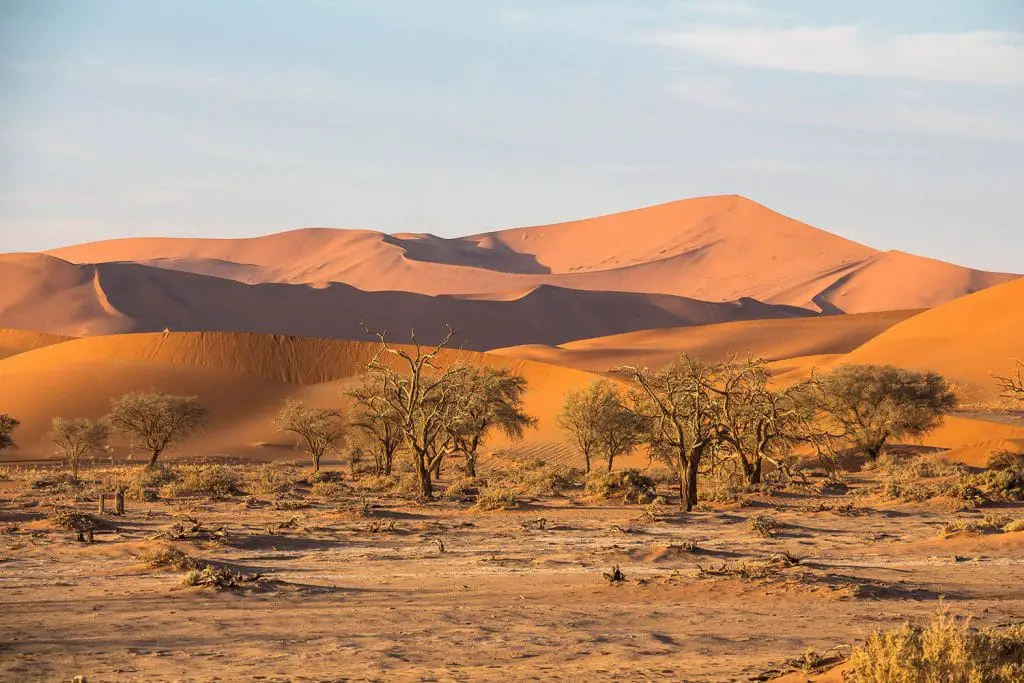 Sossusvlei Dünen bei Sesriem, Namibia