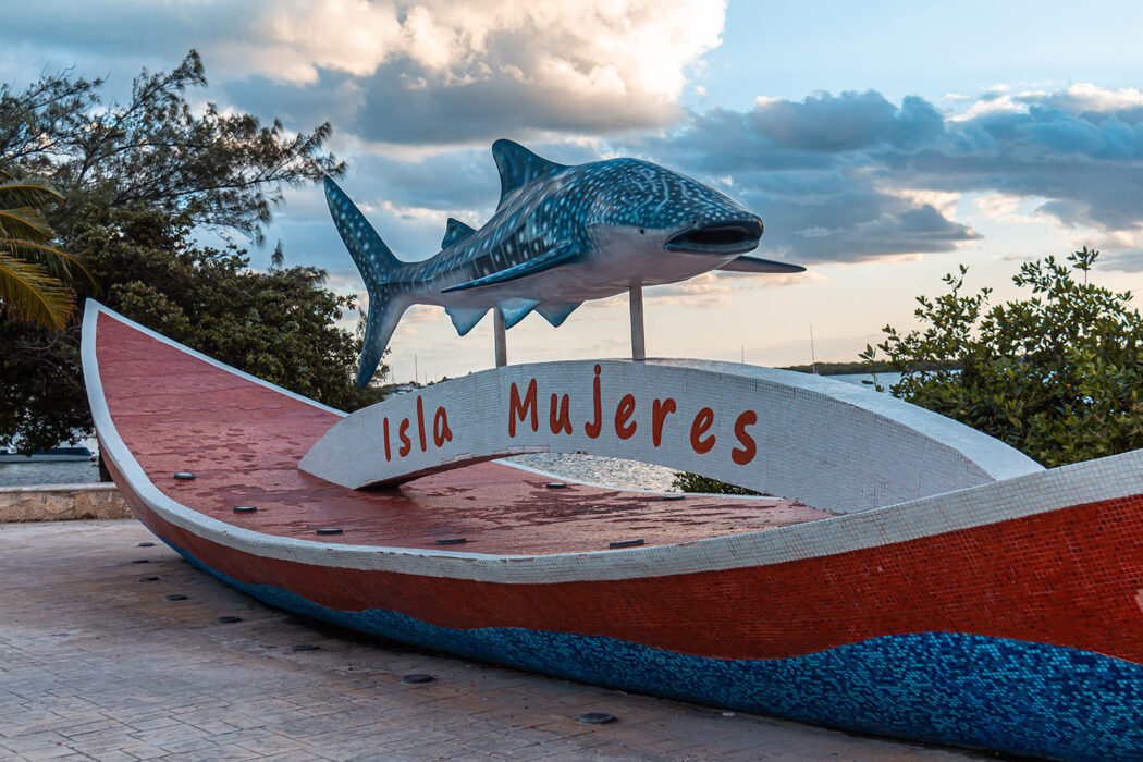 Isla Mujeres Monument