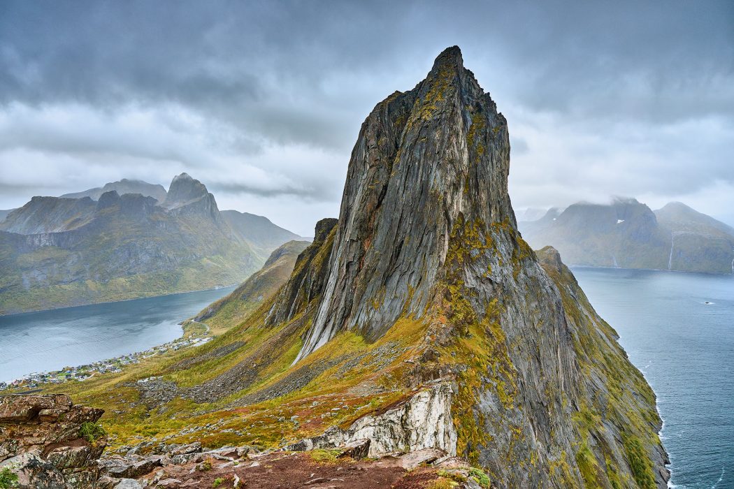 Hesten Wanderung mit Blick auf Segla